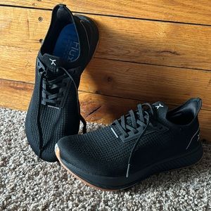 Like new Flux adaptive runners. Original insoles and never worn outside to run.